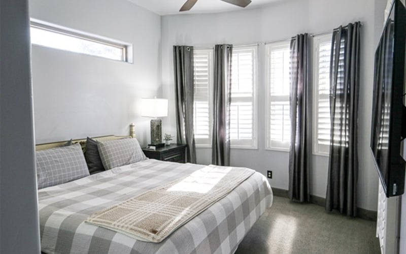 Second master suite with split king adjustable bed