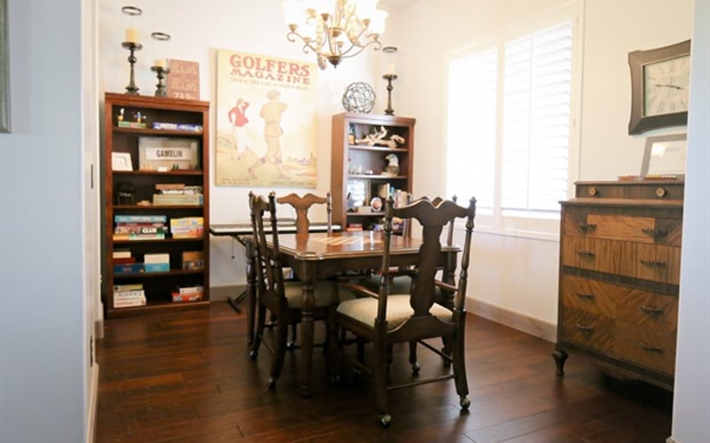 Relax and have some fun in the 19th Hole Dining & Game Room stocked with puzzles, games, and electric keyboard